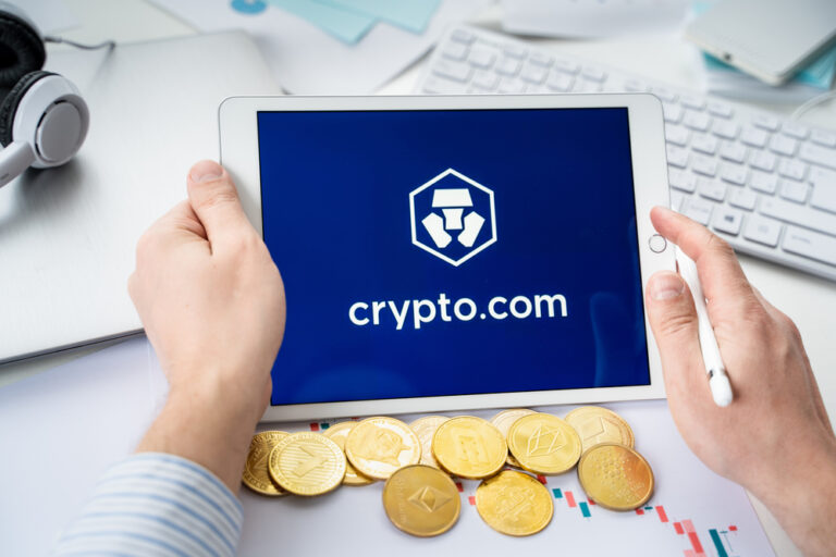 Crypto.com (CRO) on a 20% Weekly Loss as UK Advertising Watchdog Bans Two Ads
