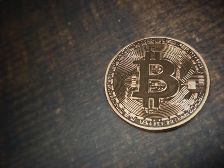 Bitcoin (BTC) Price Has Dropped 10% Since 2022 Started – Time to Buy?